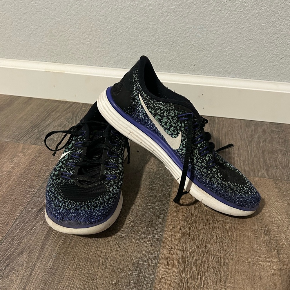 Nike Black and Purple Knit Sneakers
